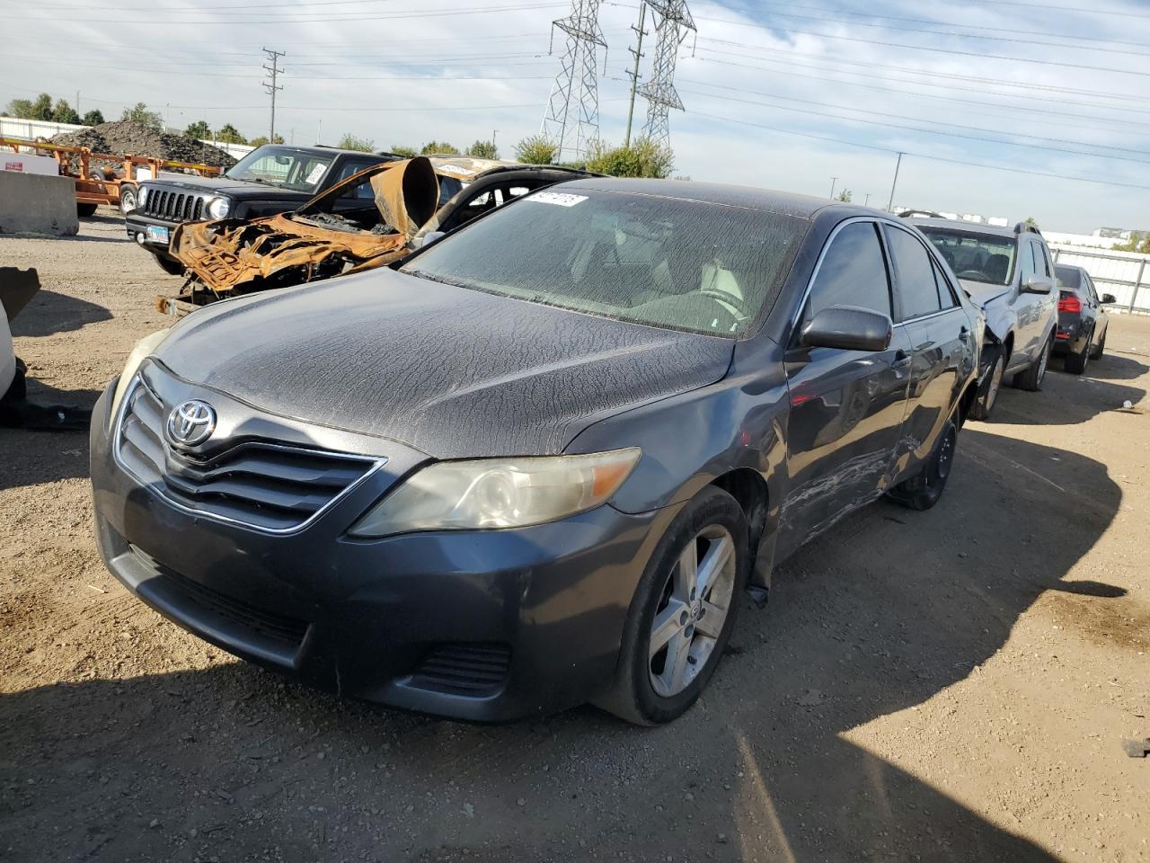 2011 TOYOTA CAMRY — фото 1