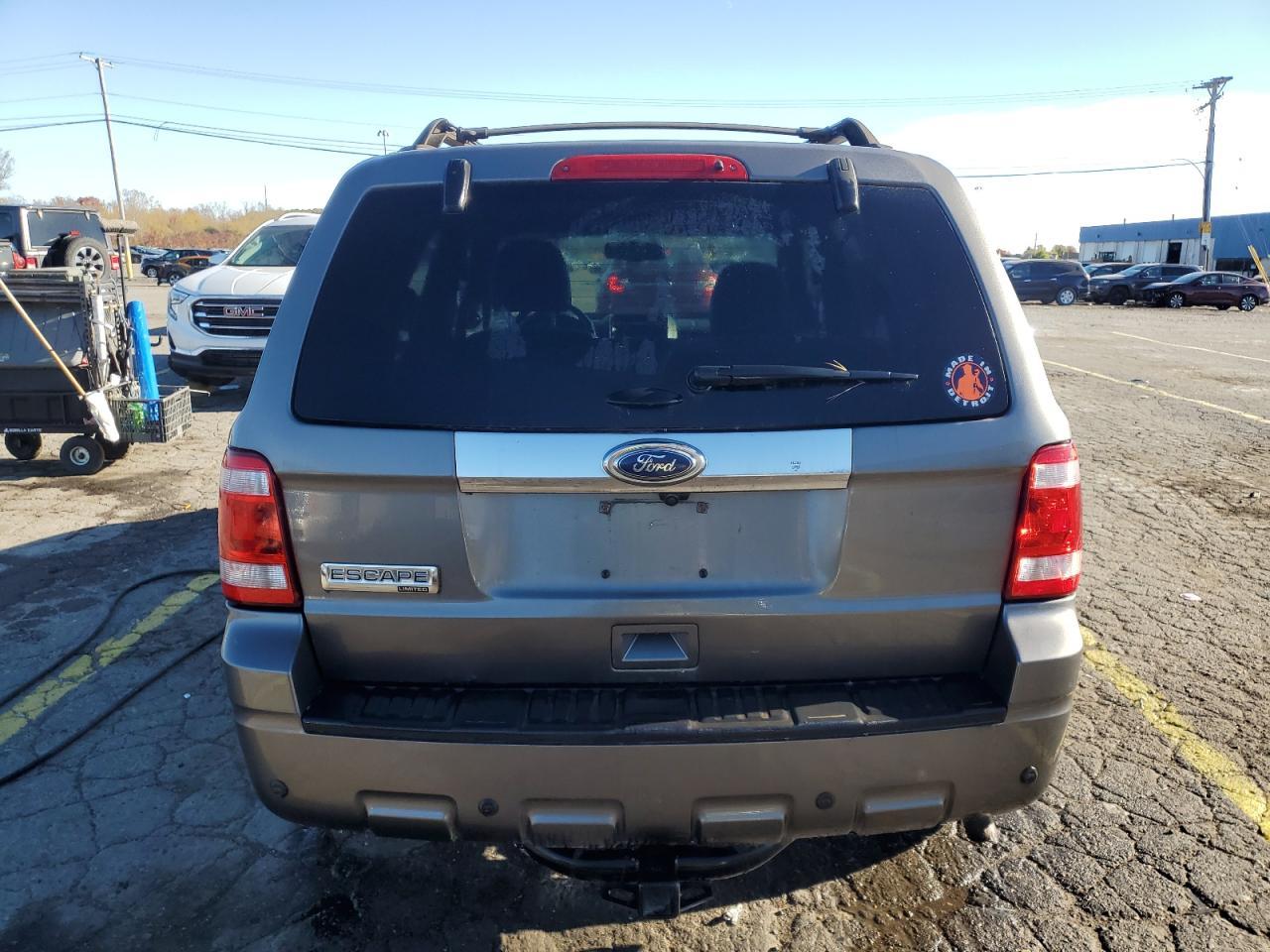 FORD ESCAPE