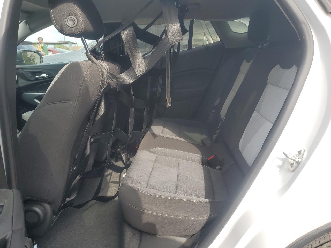 CHEVROLET TRAX