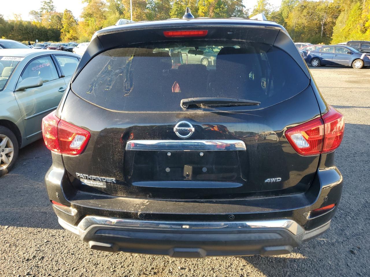 NISSAN PATHFINDER