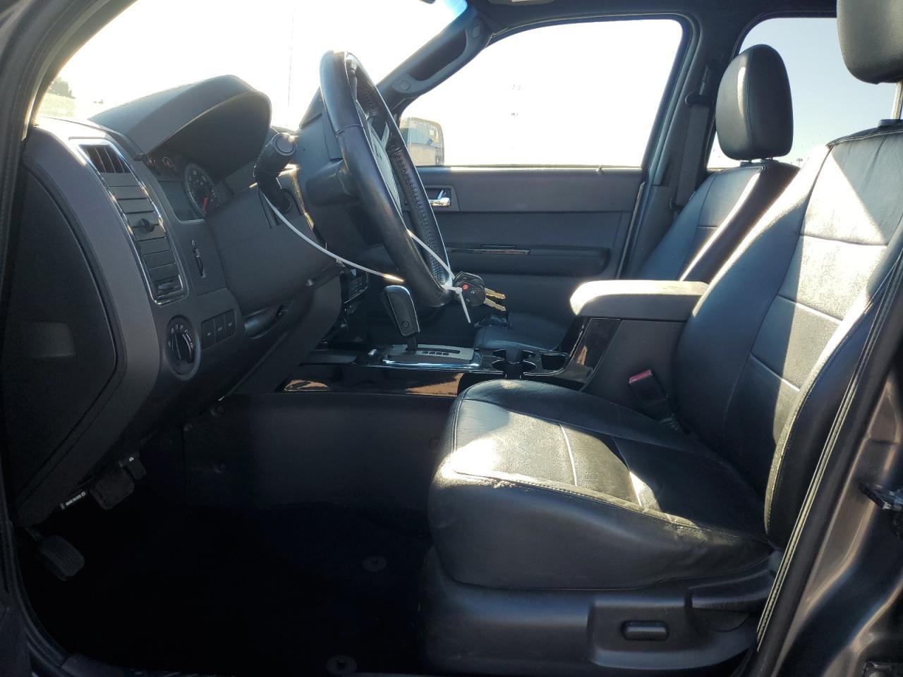 FORD ESCAPE