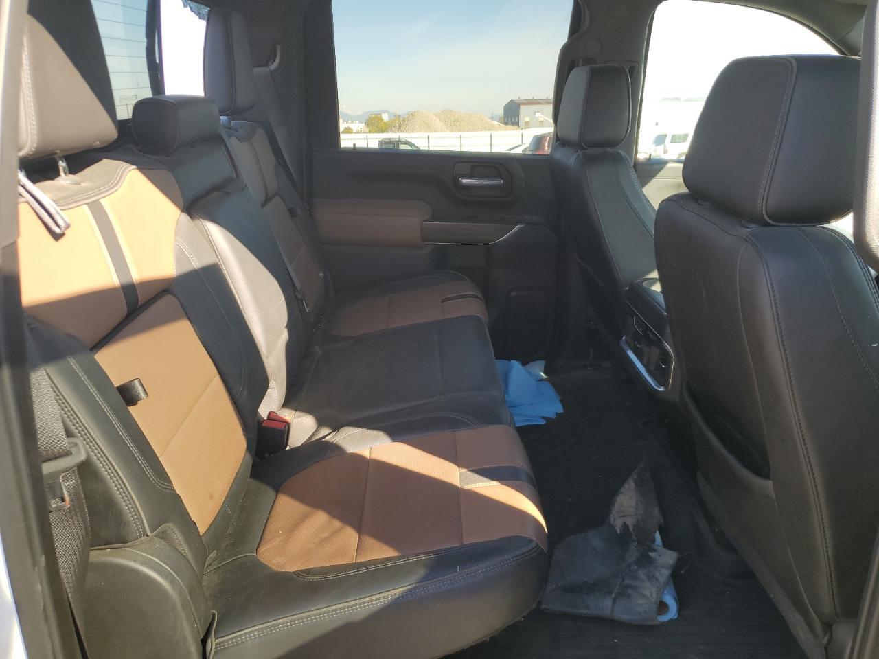CHEVROLET SILVERADO