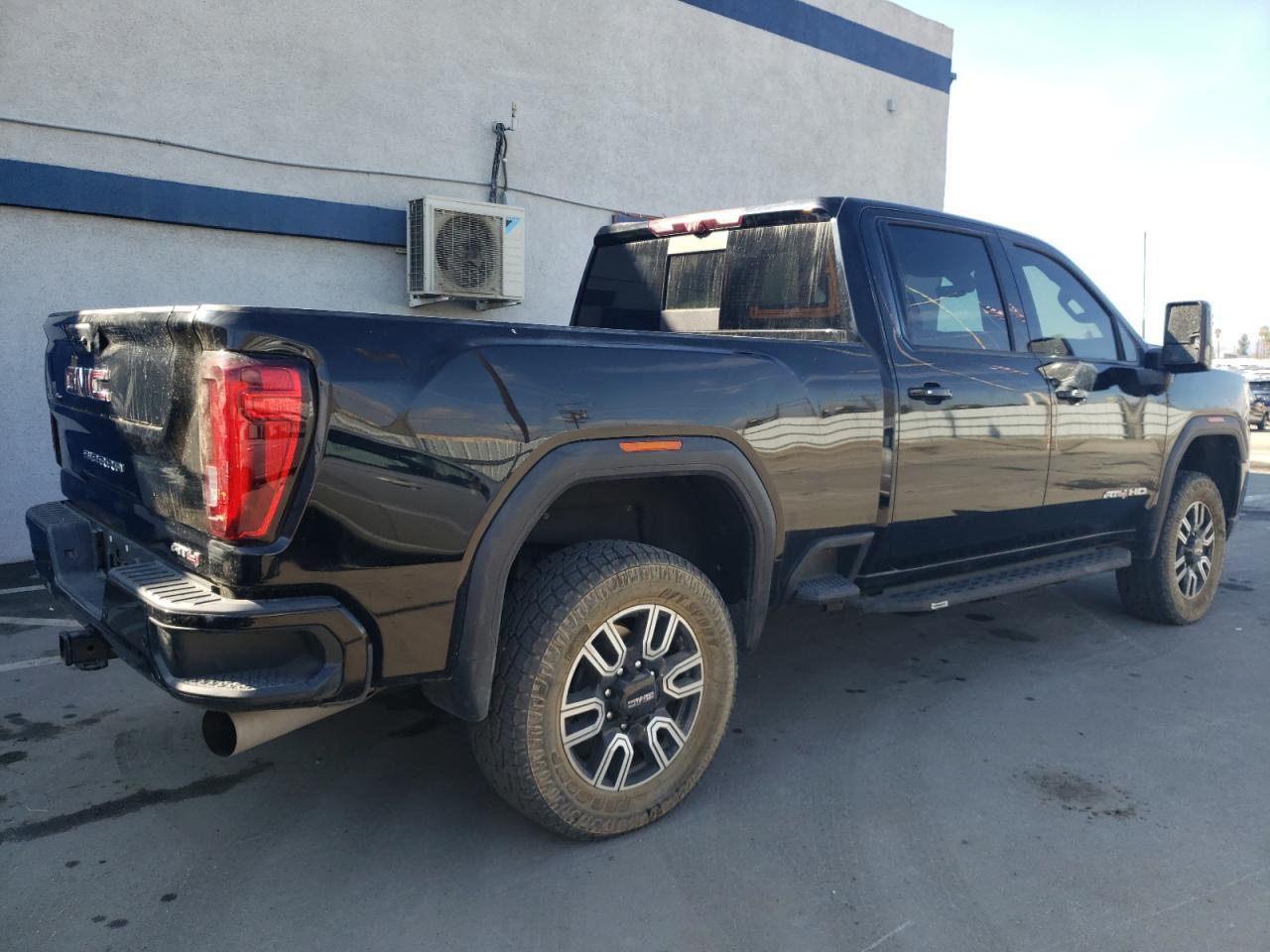 GMC SIERRA