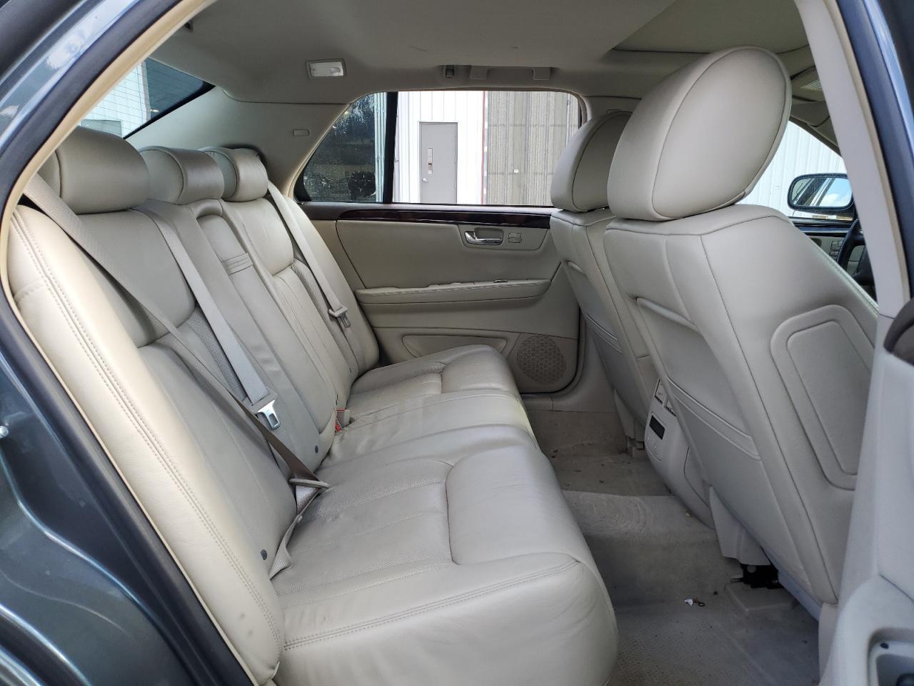 2011 CADILLAC DTS — фото 10