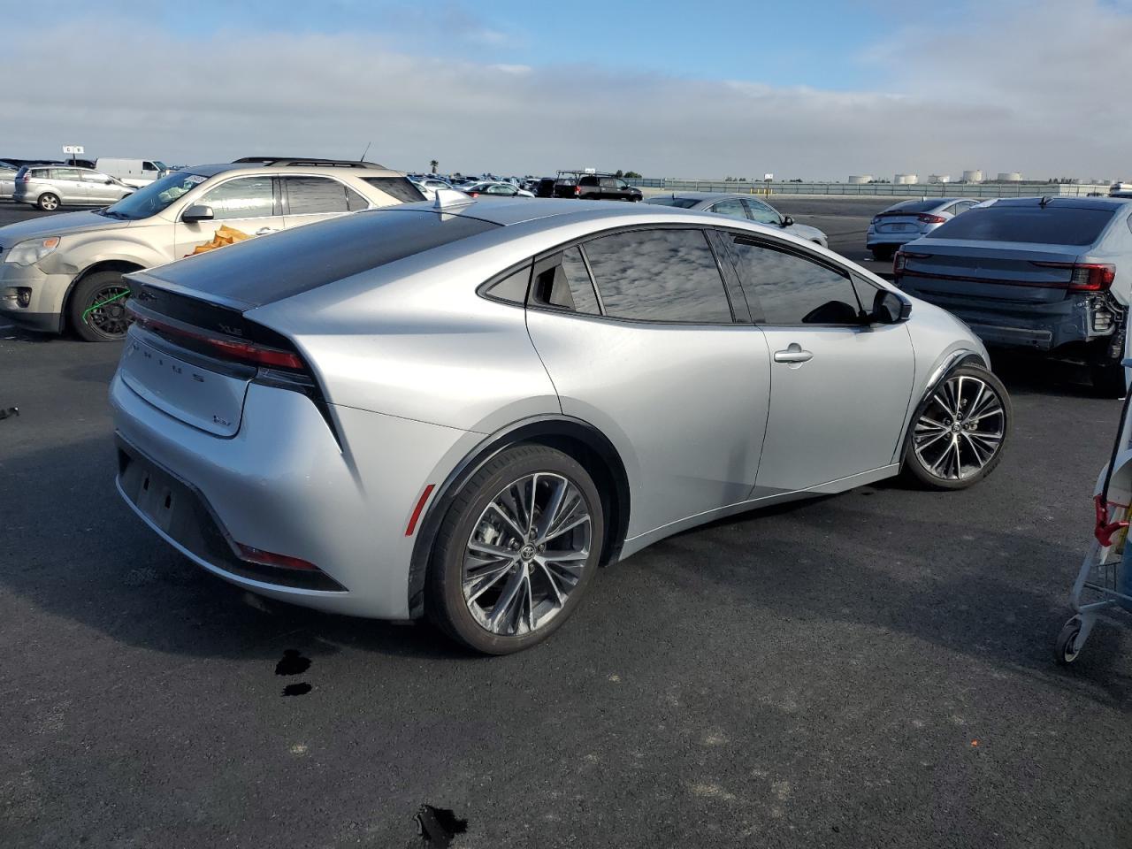 2024 TOYOTA PRIUS — фото 3