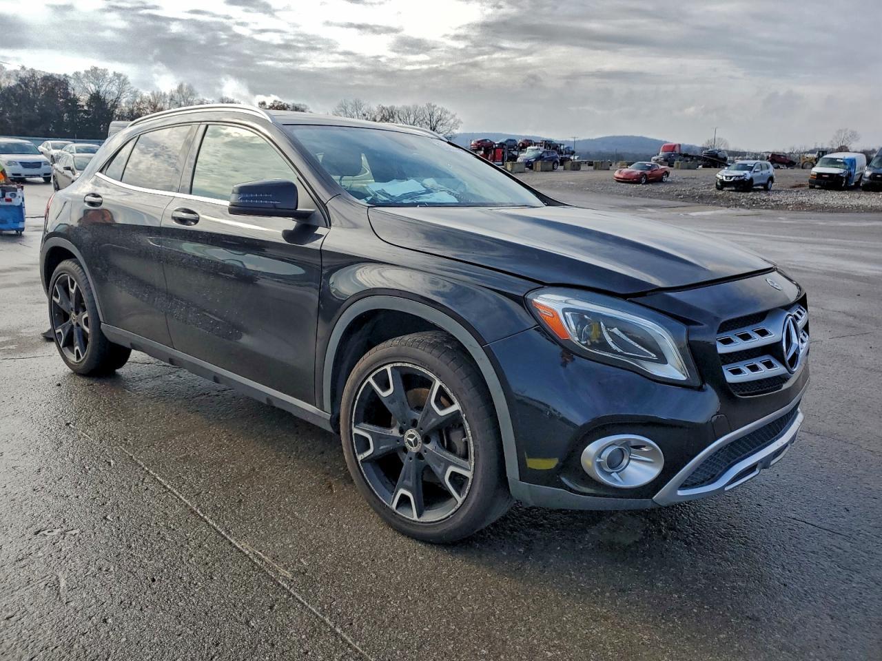 2019 MERCEDES-BENZ GLA-CLASS — фото 4