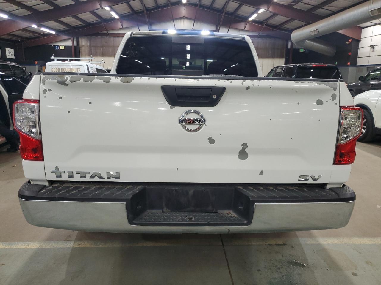 2017 NISSAN TITAN — фото 6