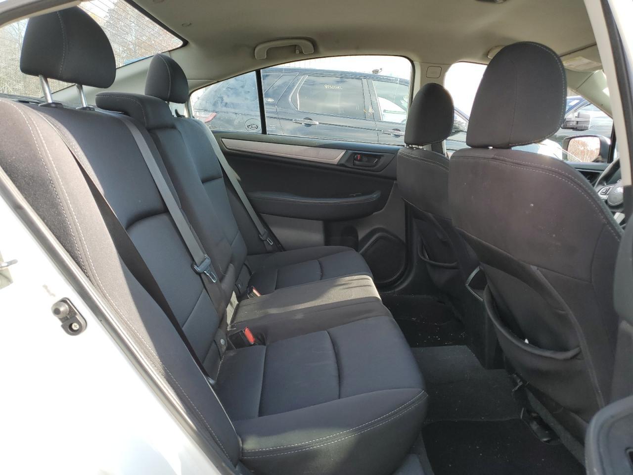 2016 SUBARU LEGACY — фото 10