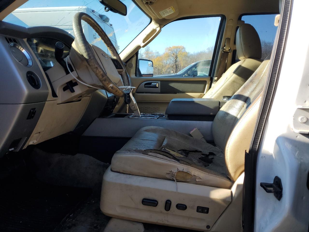 FORD EXPEDITION