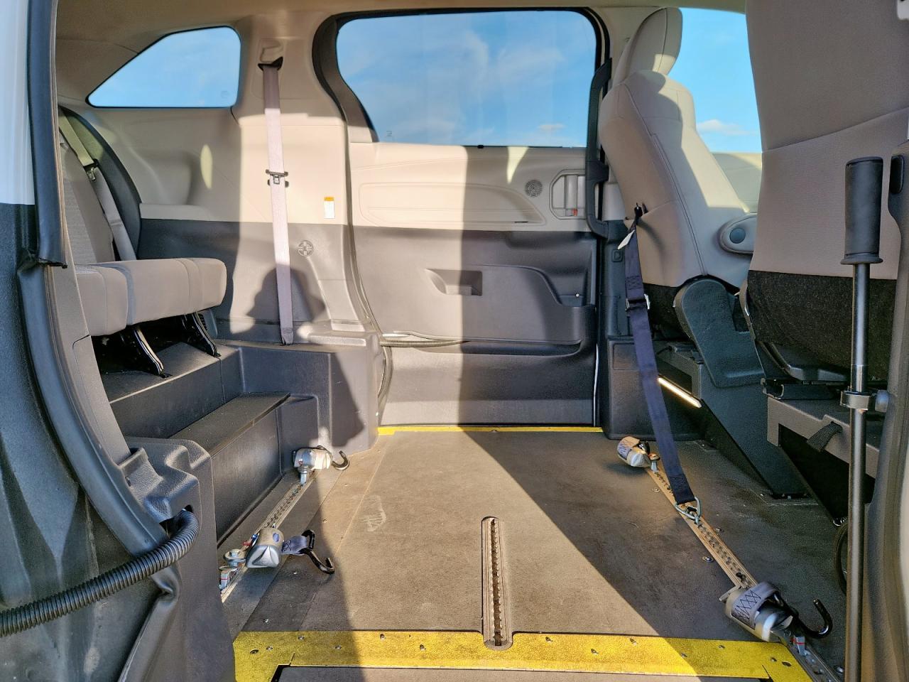 2024 TOYOTA SIENNA — фото 11