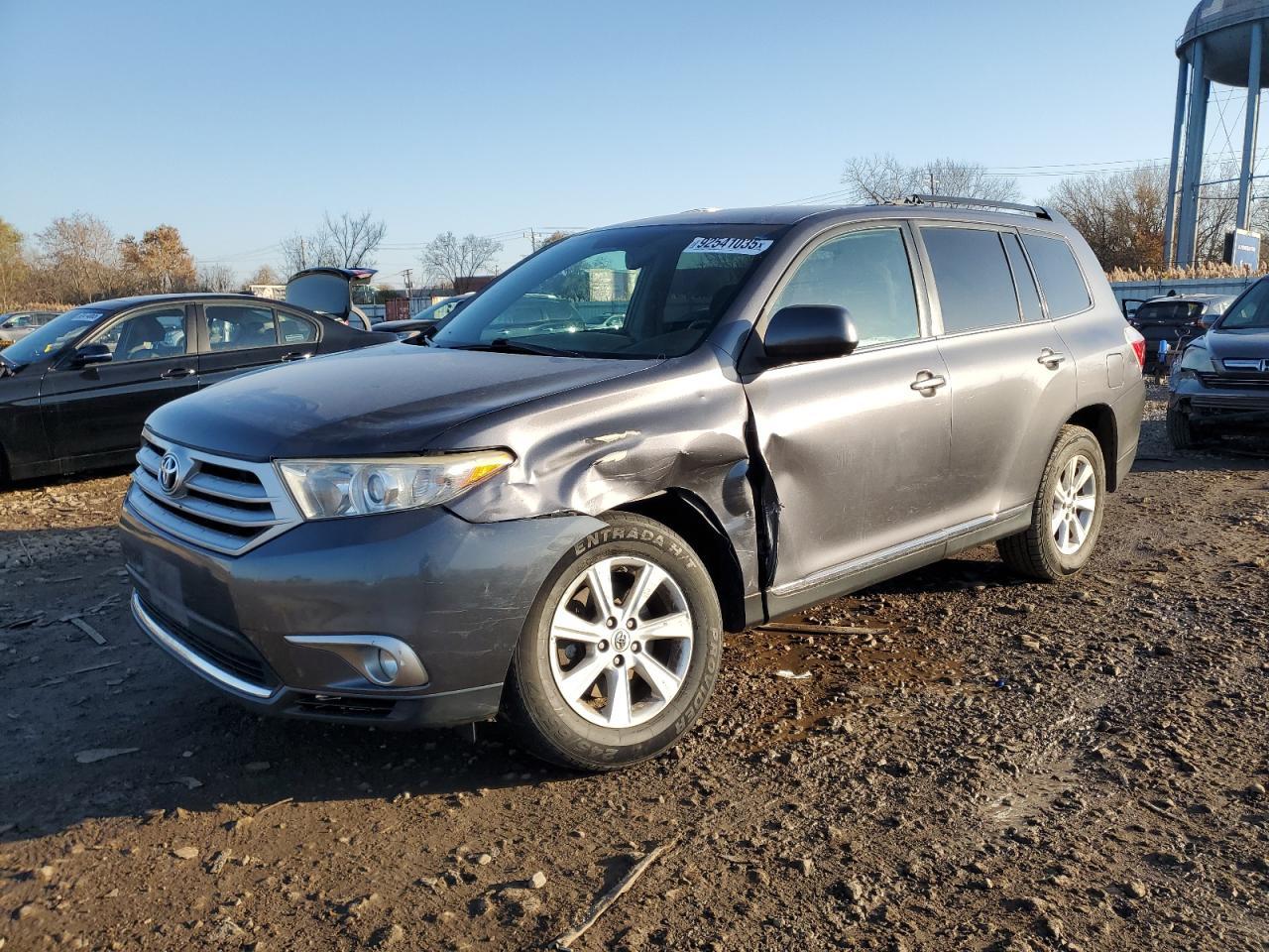 2013 TOYOTA HIGHLANDER — фото 1