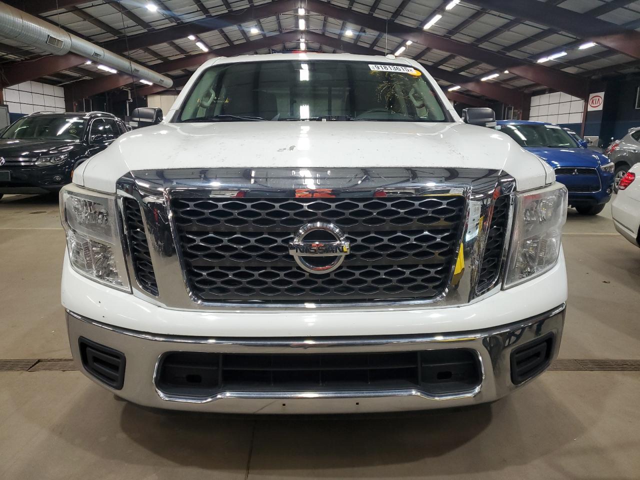 2017 NISSAN TITAN — фото 5