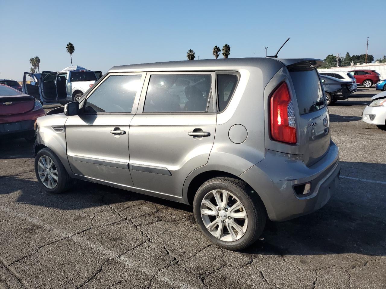 2013 KIA SOUL — фото 2