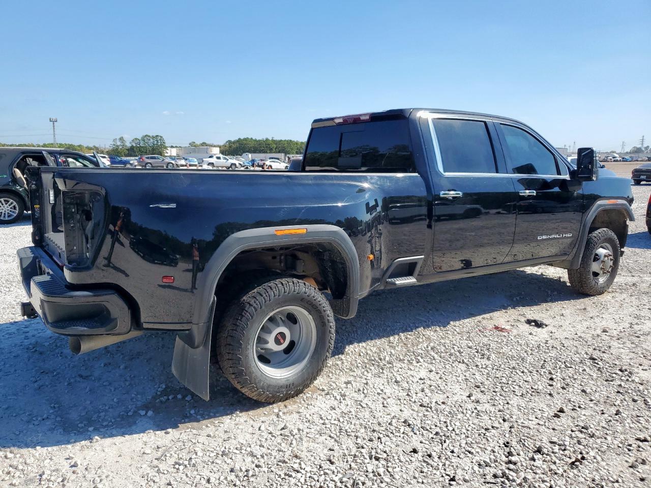 GMC SIERRA