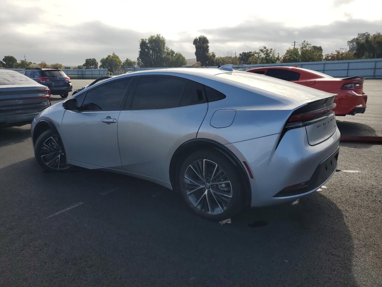 2024 TOYOTA PRIUS — фото 2