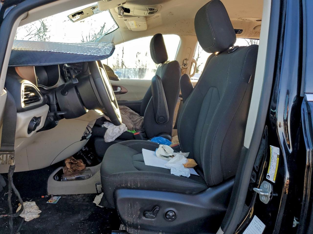CHRYSLER VOYAGER