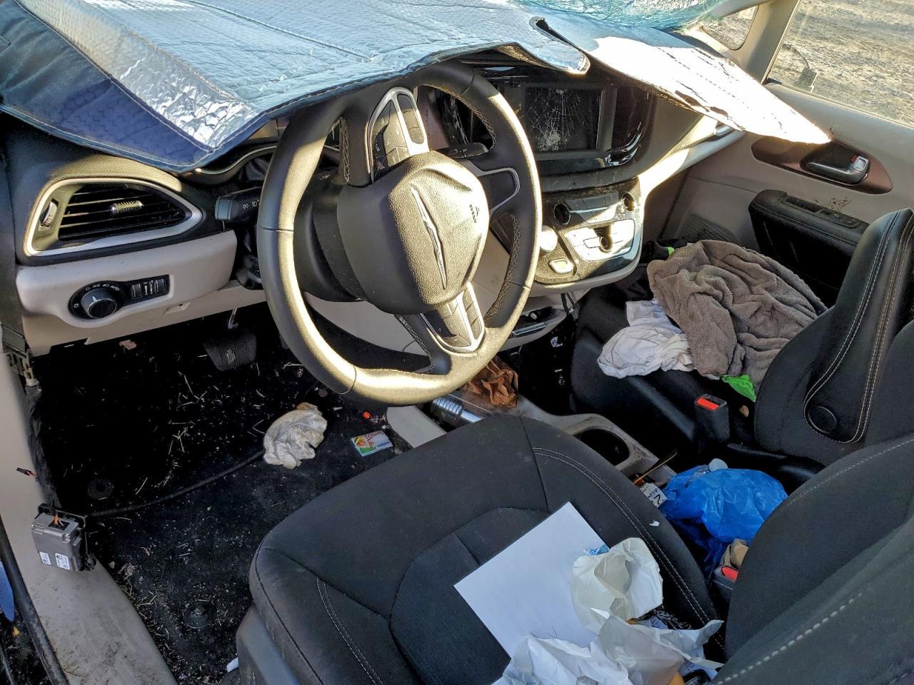 CHRYSLER VOYAGER