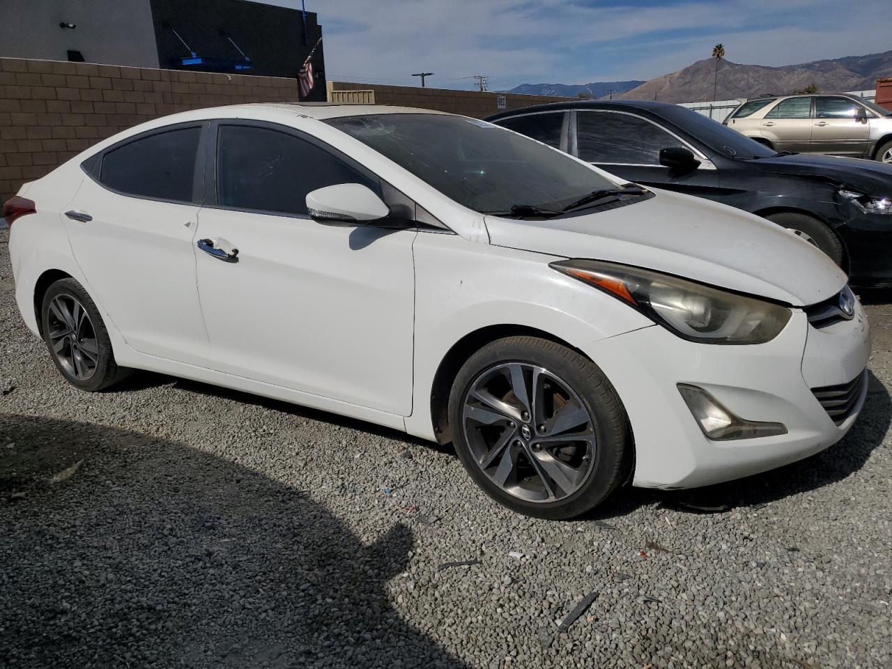 2014 HYUNDAI ELANTRA — фото 4
