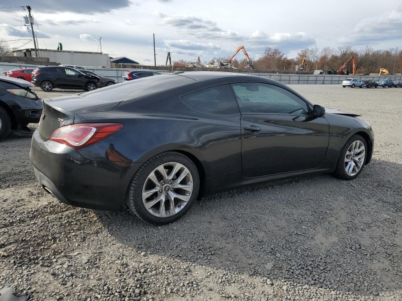 HYUNDAI GENESIS COUPE