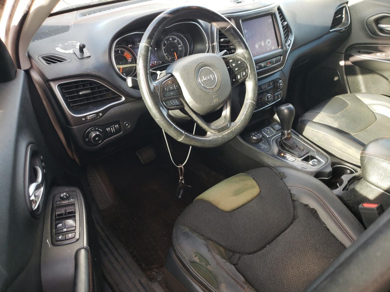 2019 JEEP CHEROKEE — фото 8