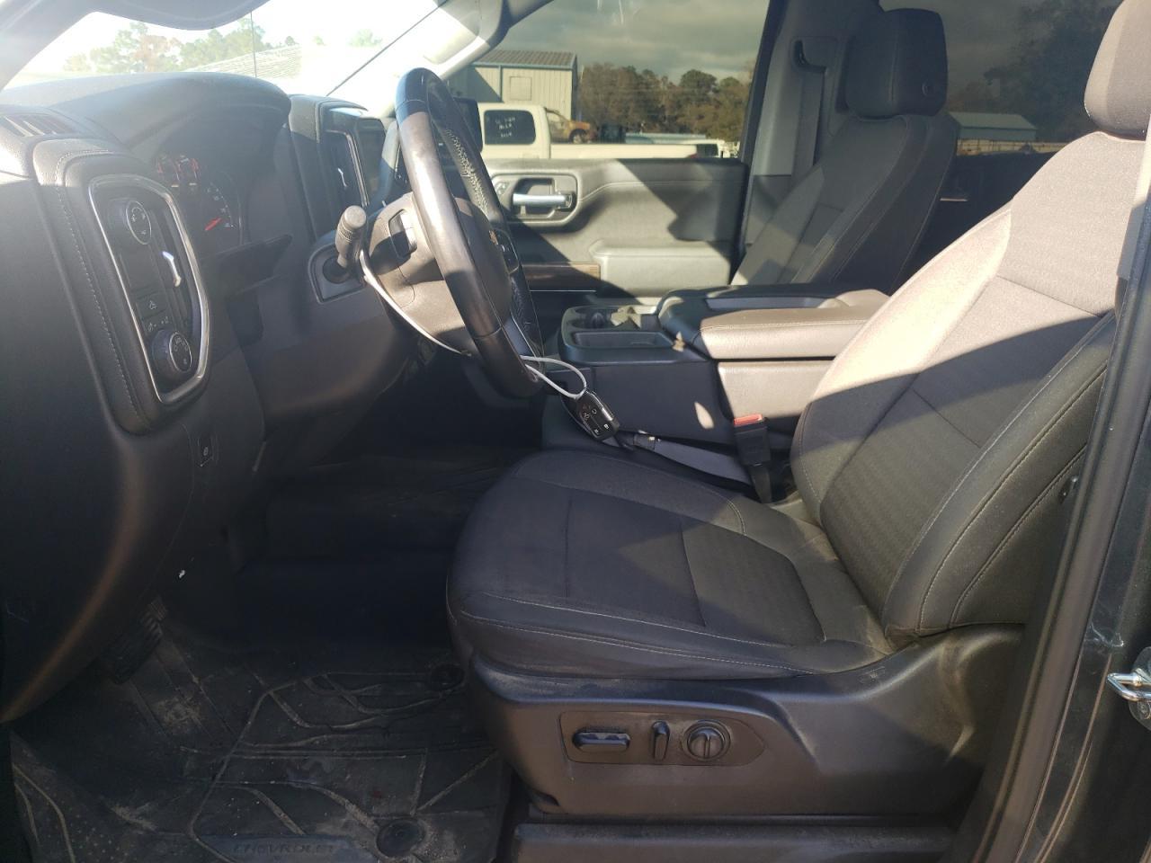 CHEVROLET SILVERADO