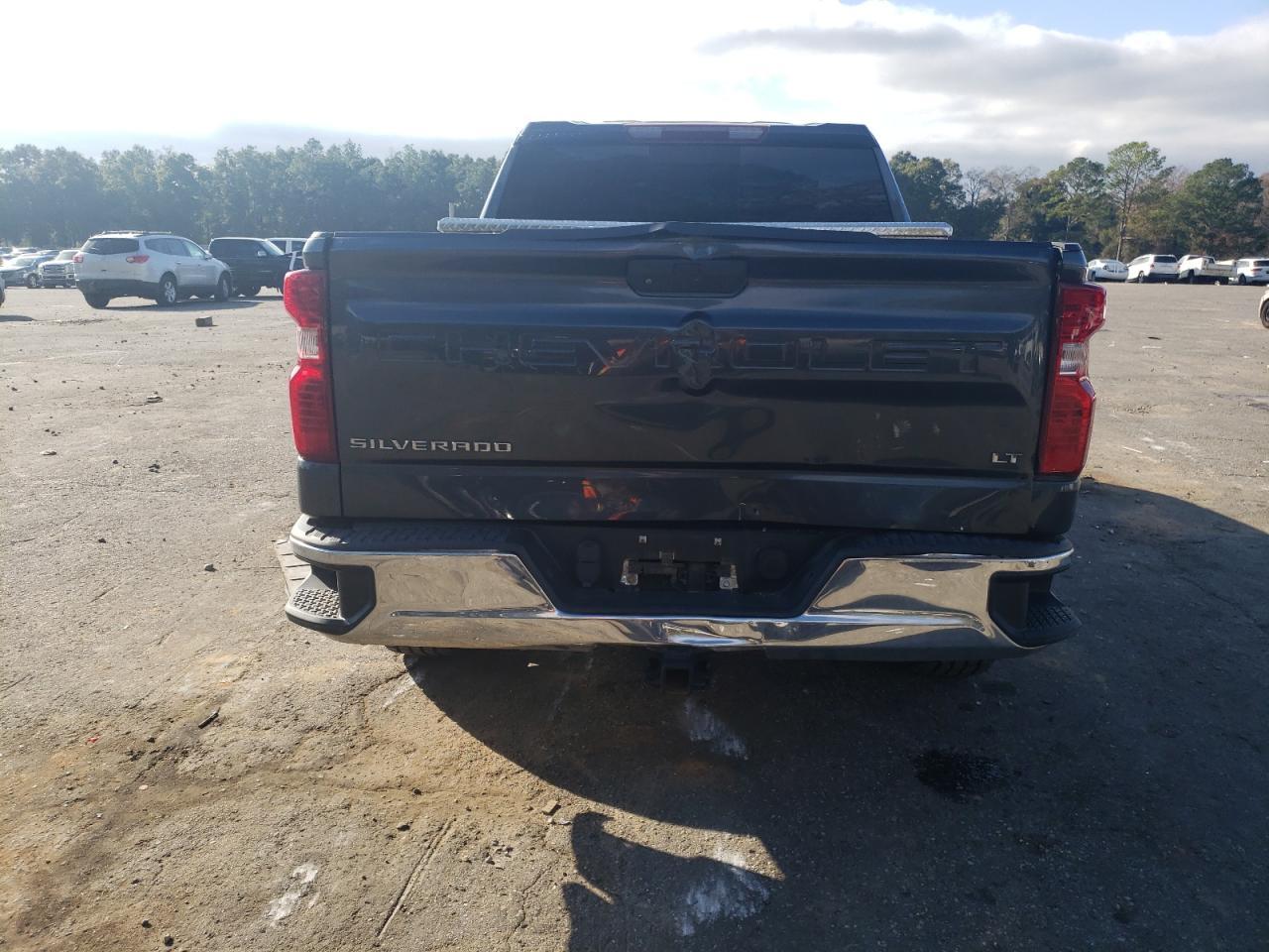 CHEVROLET SILVERADO