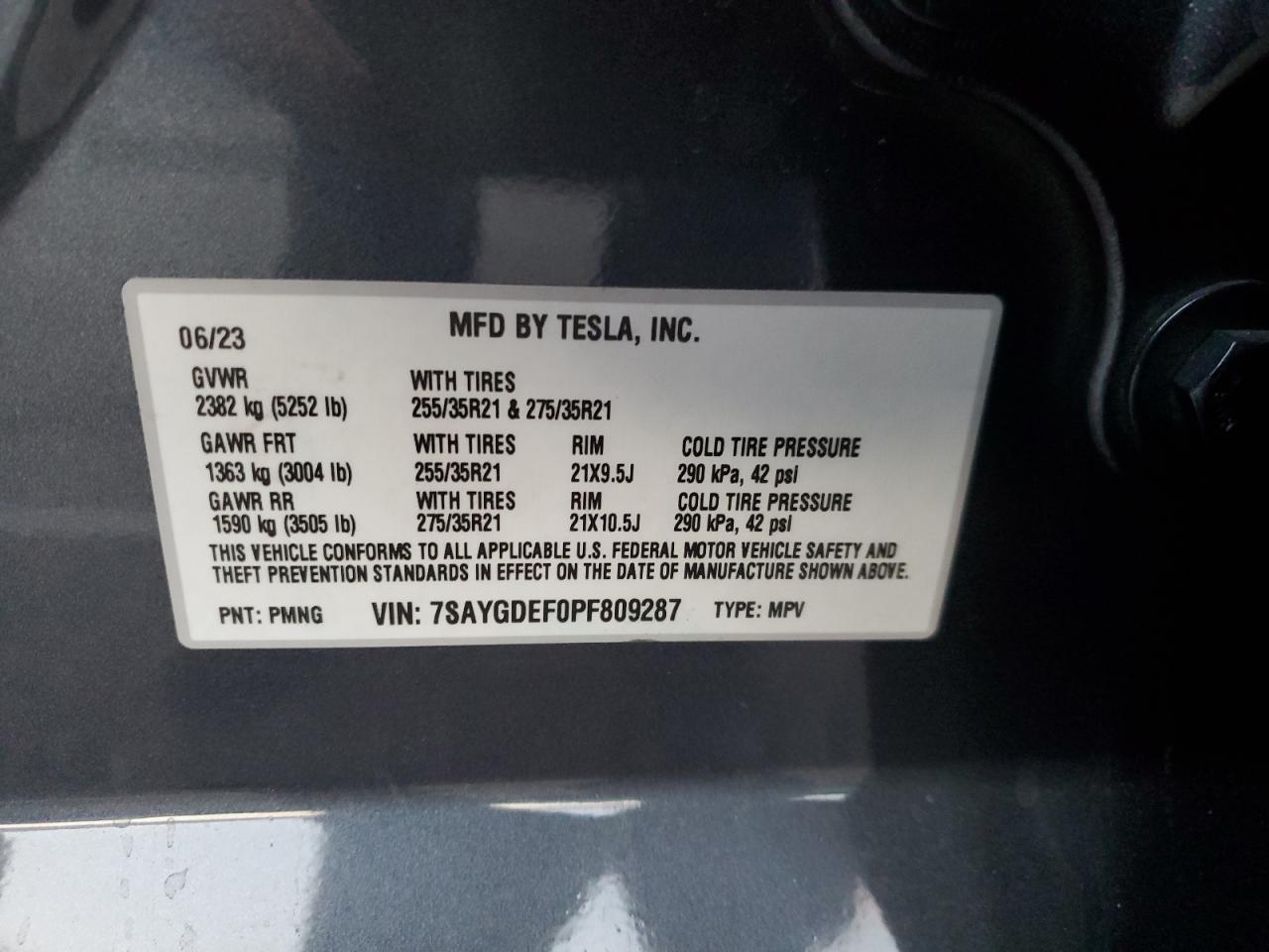 TESLA MODEL Y