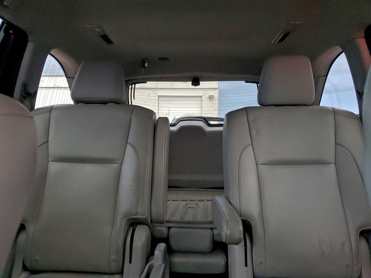 2016 TOYOTA HIGHLANDER — фото 10