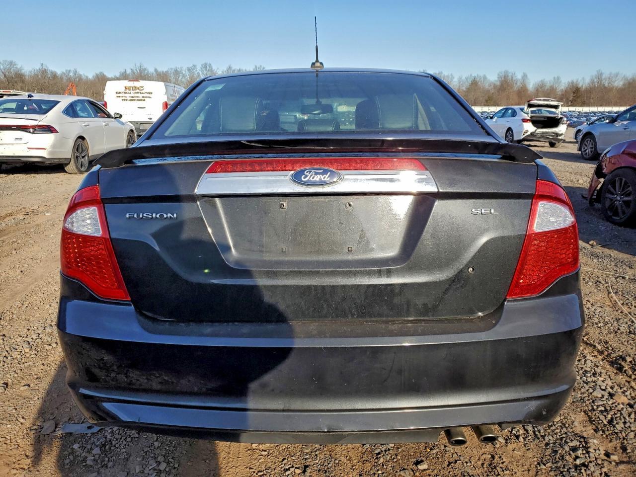 FORD FUSION