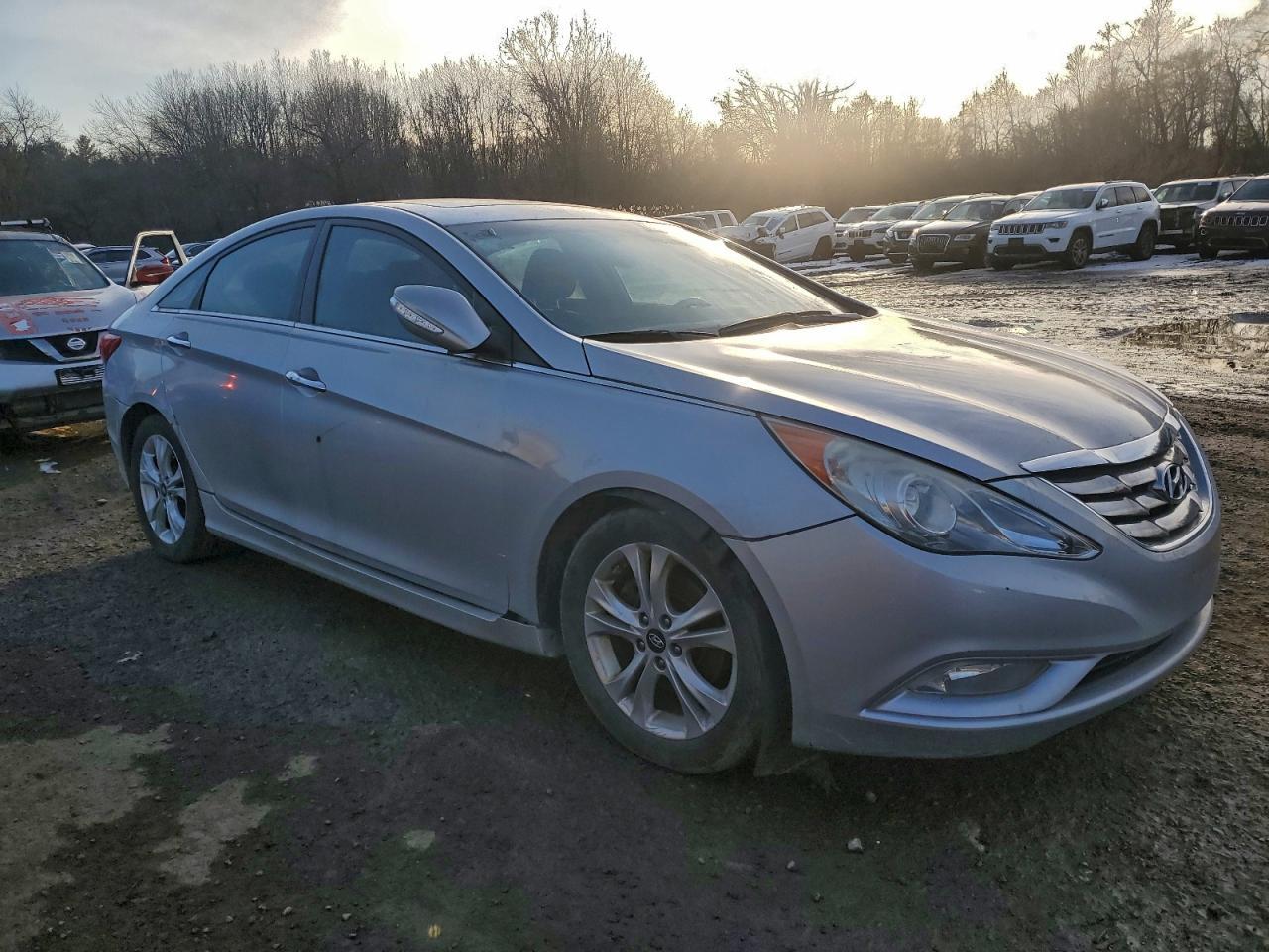 2011 HYUNDAI SONATA — фото 4