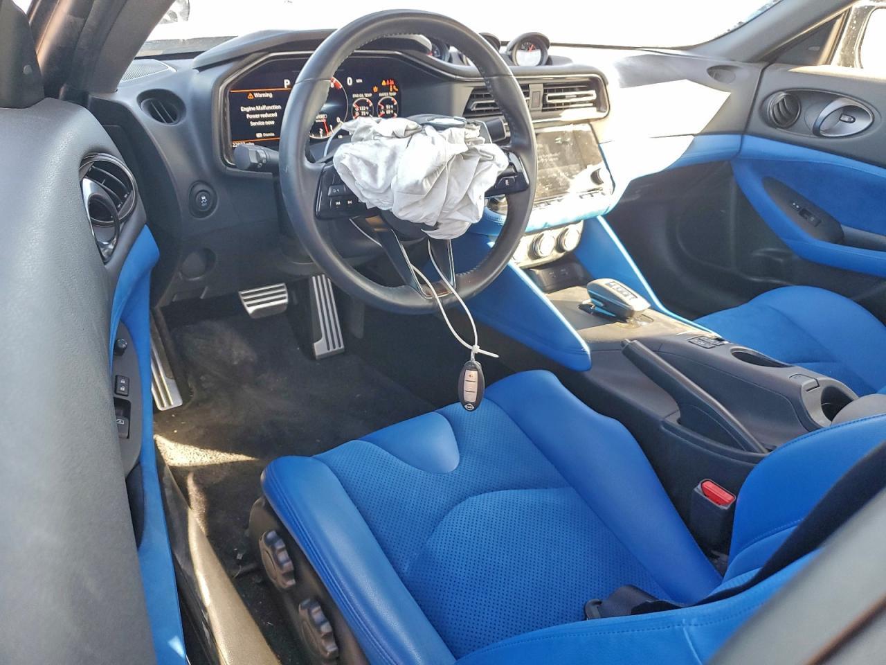 NISSAN Z