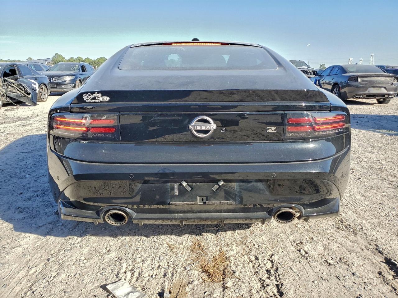 NISSAN Z