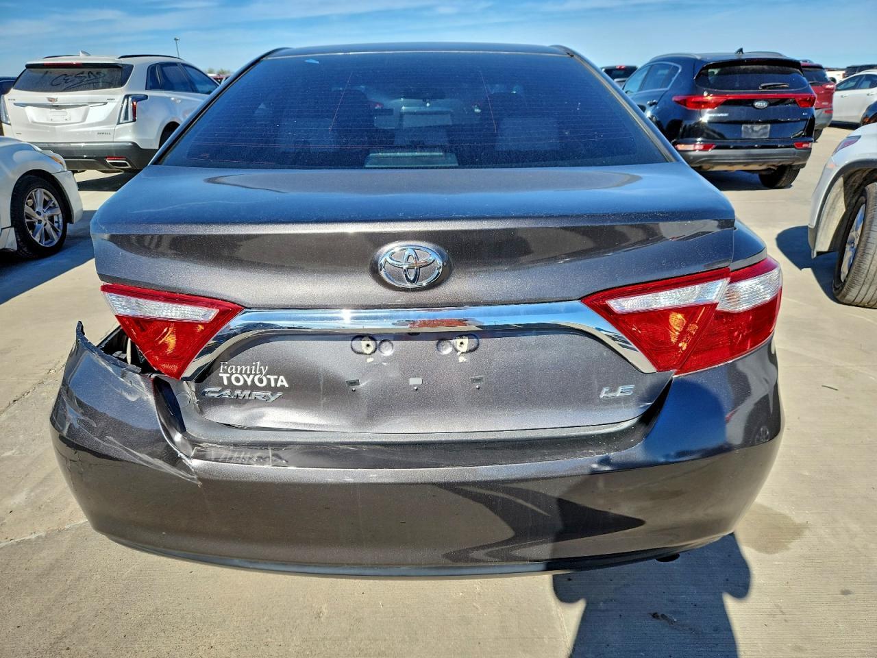 TOYOTA CAMRY