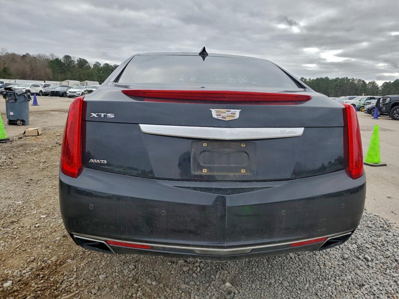 CADILLAC XTS