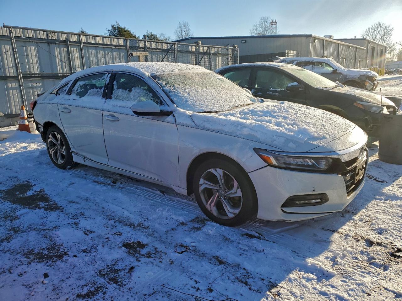 2018 HONDA ACCORD — фото 4