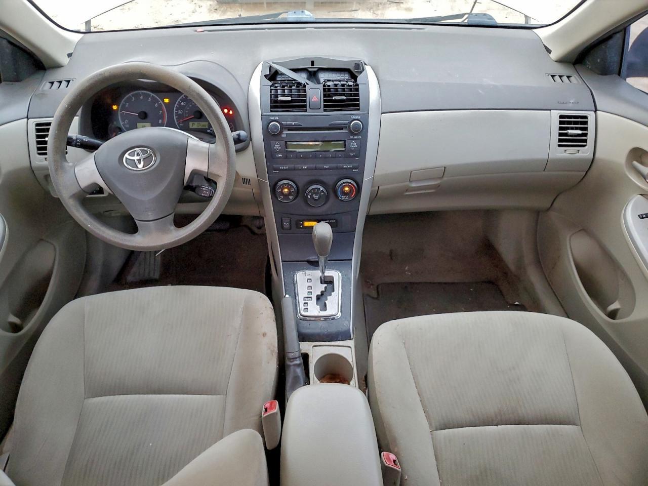 2010 TOYOTA COROLLA — фото 8