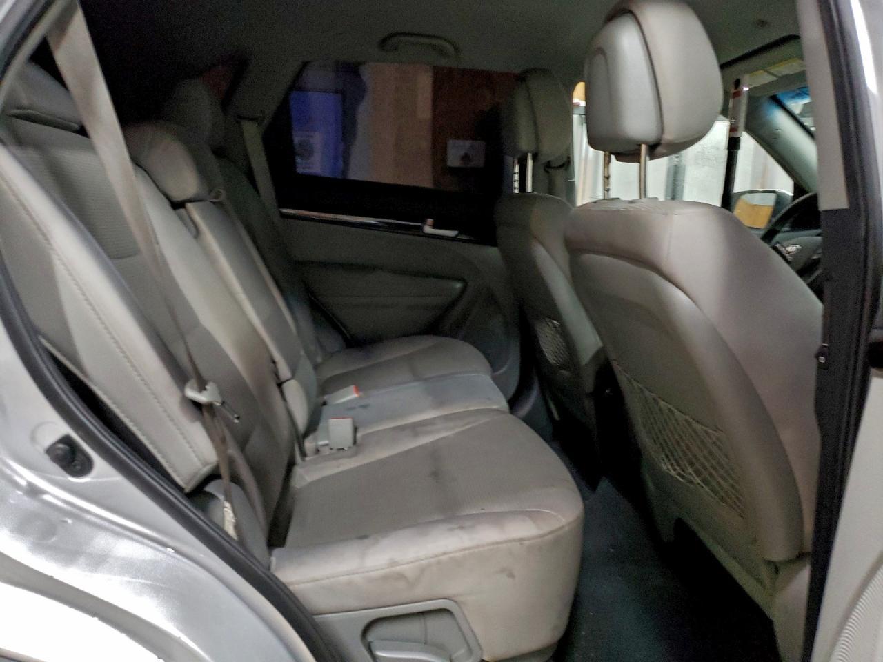 2015 KIA SORENTO — фото 11