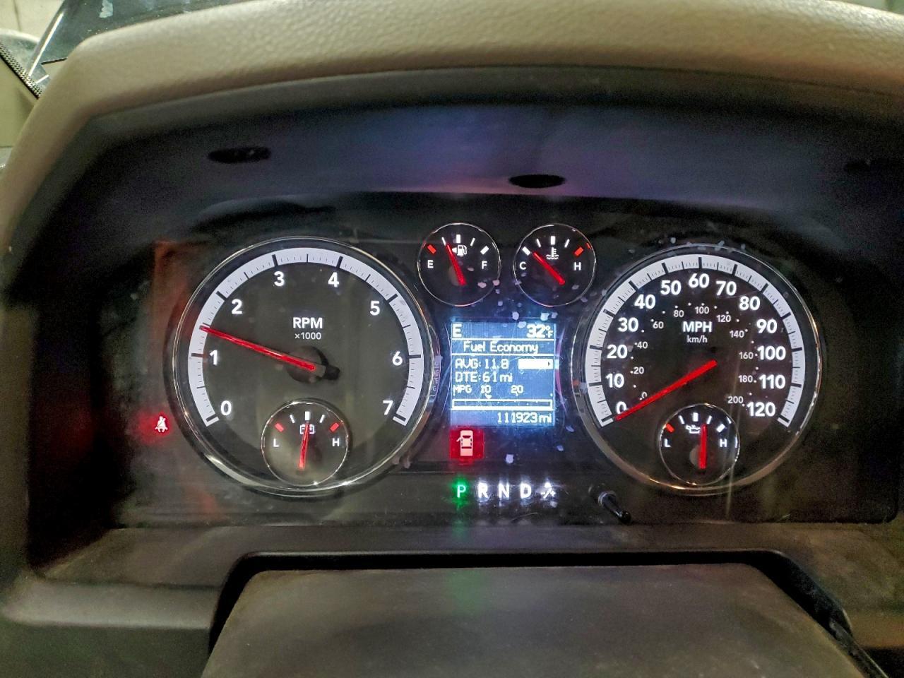 2011 DODGE RAM 1500 — фото 9
