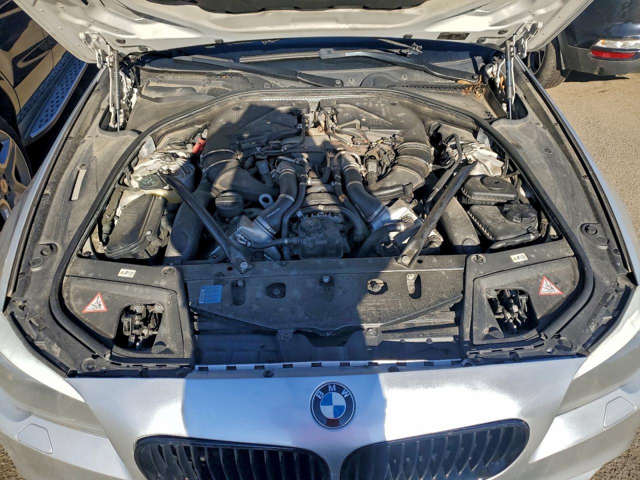 2013 BMW 5 SERIES — фото 11