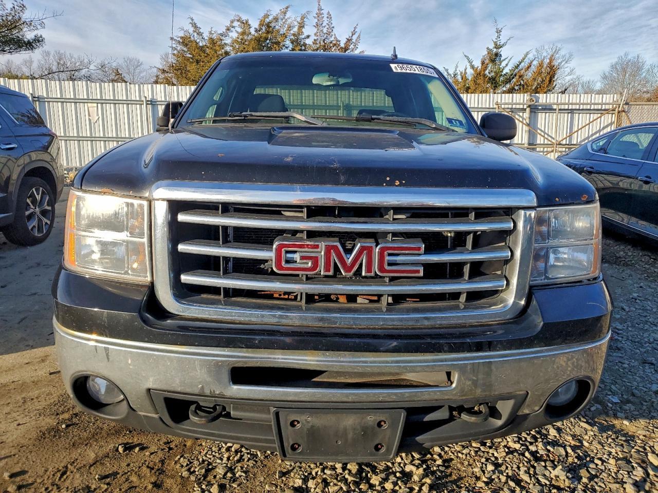 GMC SIERRA