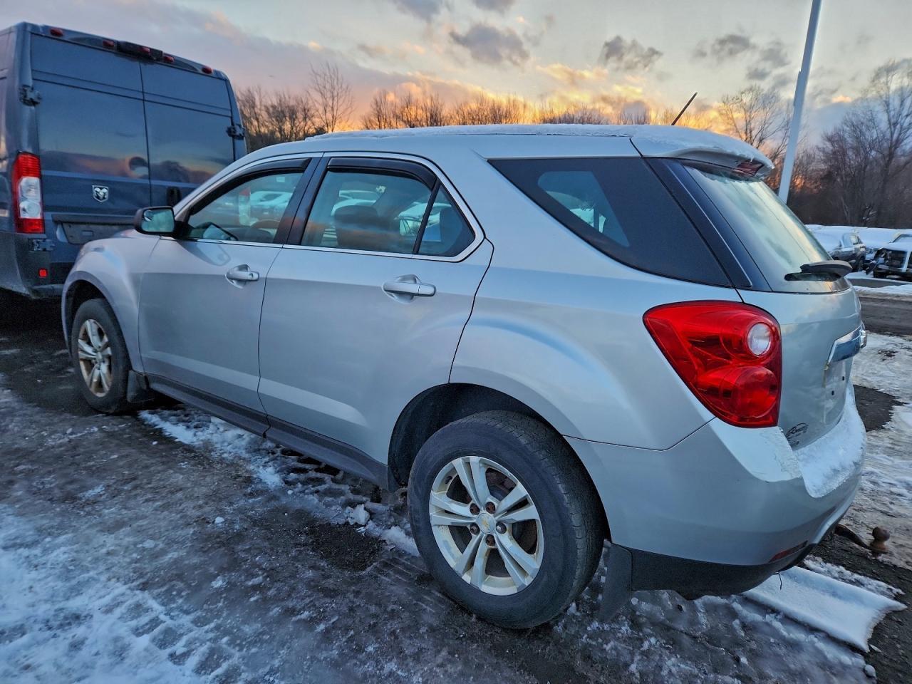 CHEVROLET EQUINOX