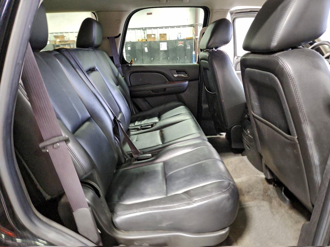 CHEVROLET TAHOE