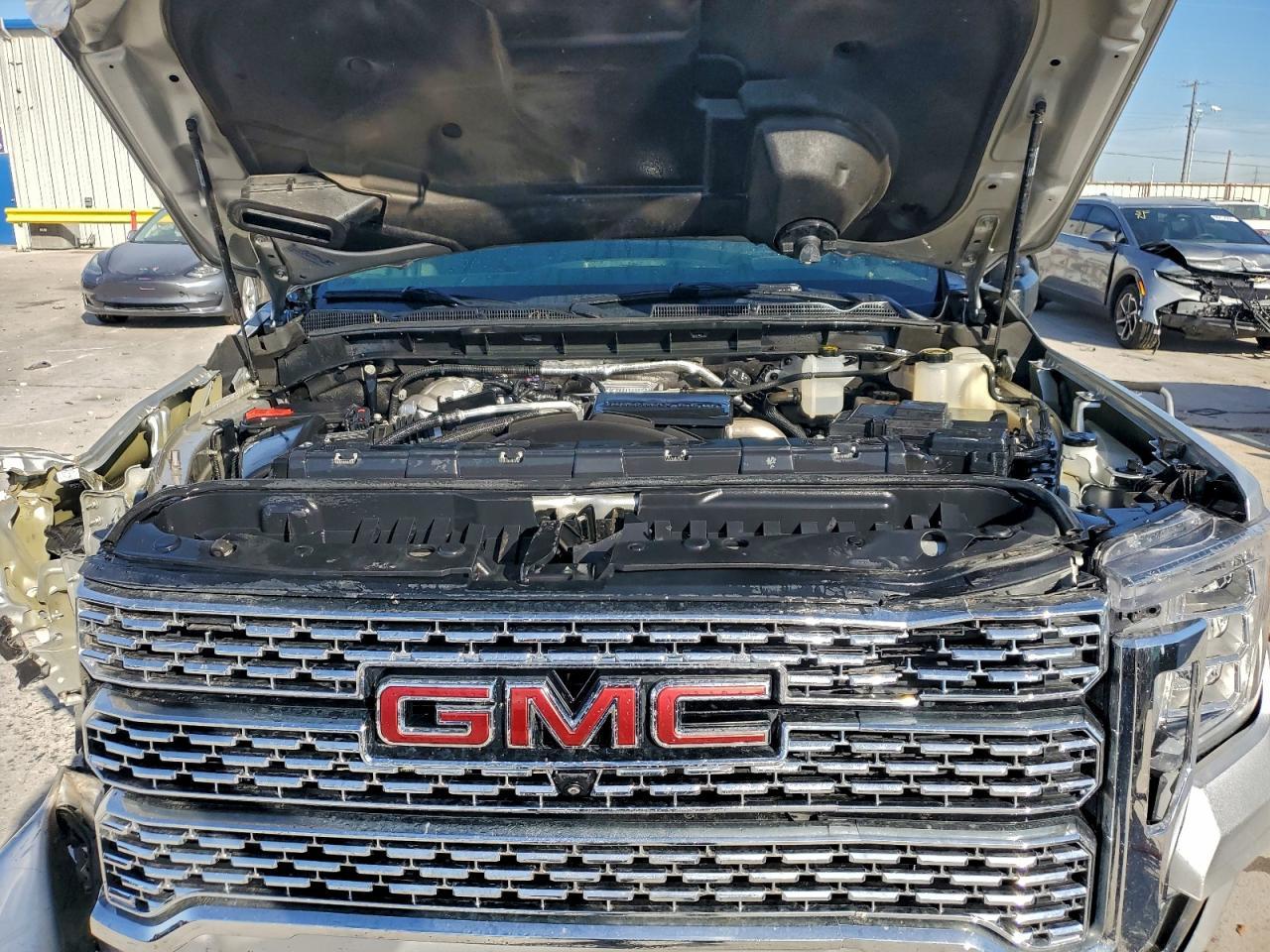GMC SIERRA