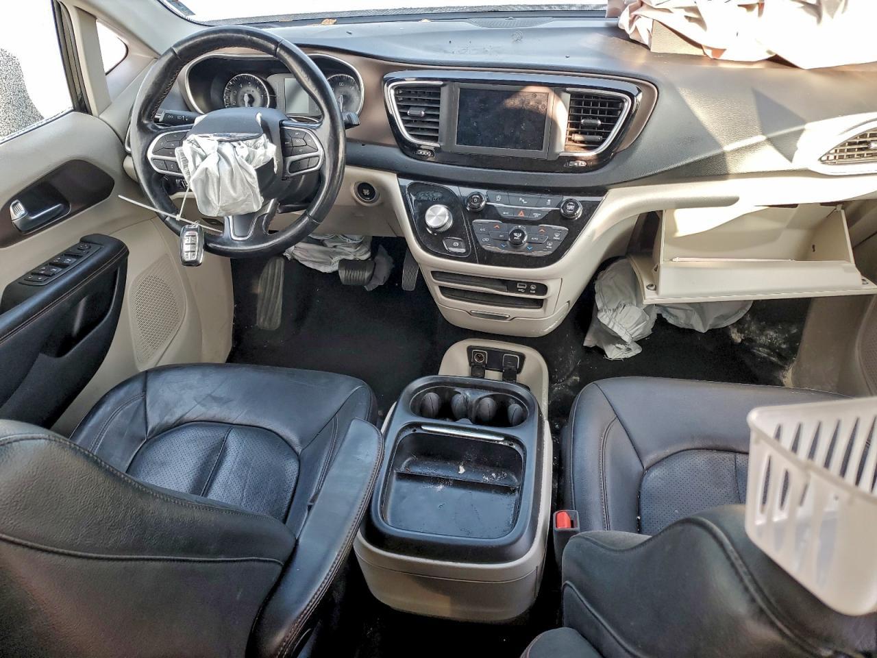 2019 CHRYSLER PACIFICA — фото 8