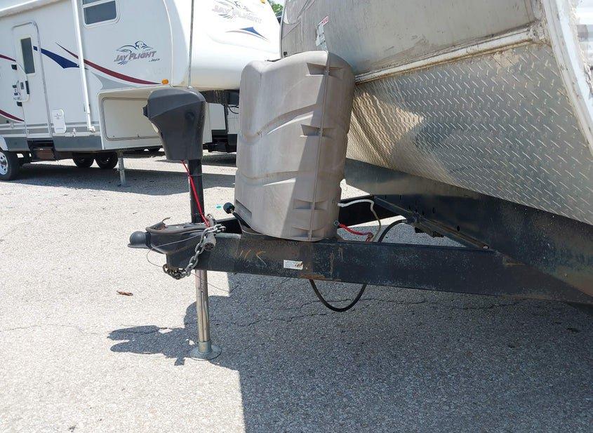 Coachmen By Forest R Catalina Series M-27