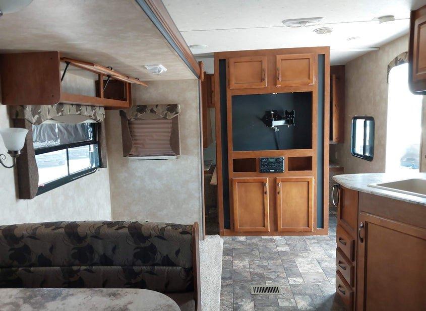 Coachmen By Forest R Catalina Series M-27