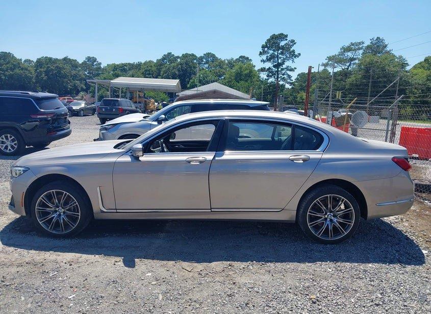 BMW 740I