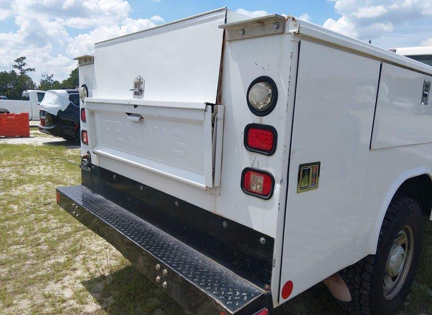 Ford F-350 Chassis