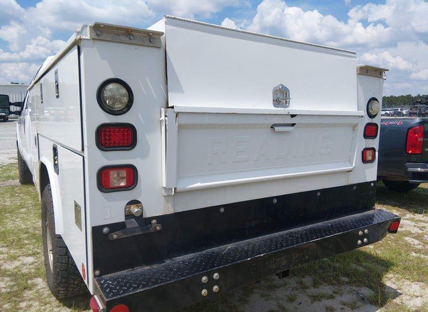 Ford F-350 Chassis