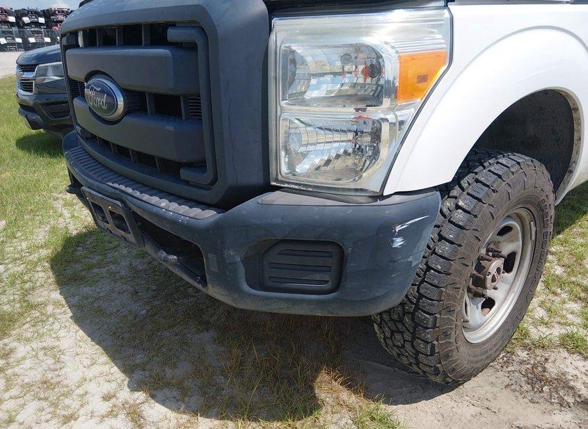 Ford F-350 Chassis